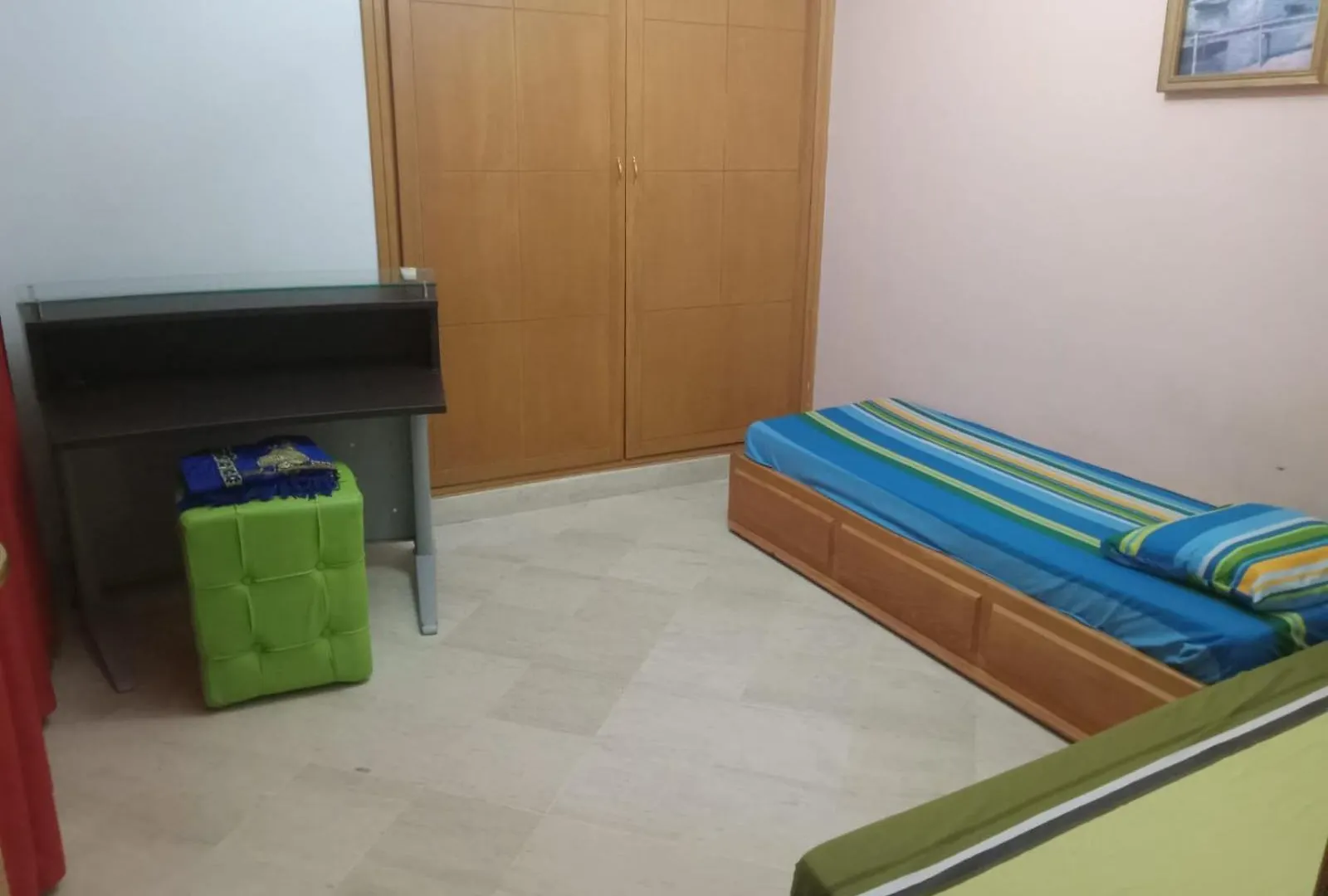 Appartement 141M2 Moderne Haut Standing De 3 Chambres - Internet Fibre A Ennasr 2 - Ideal Pour Famille - Service Navette Borj Turki 0*,  Tunisia